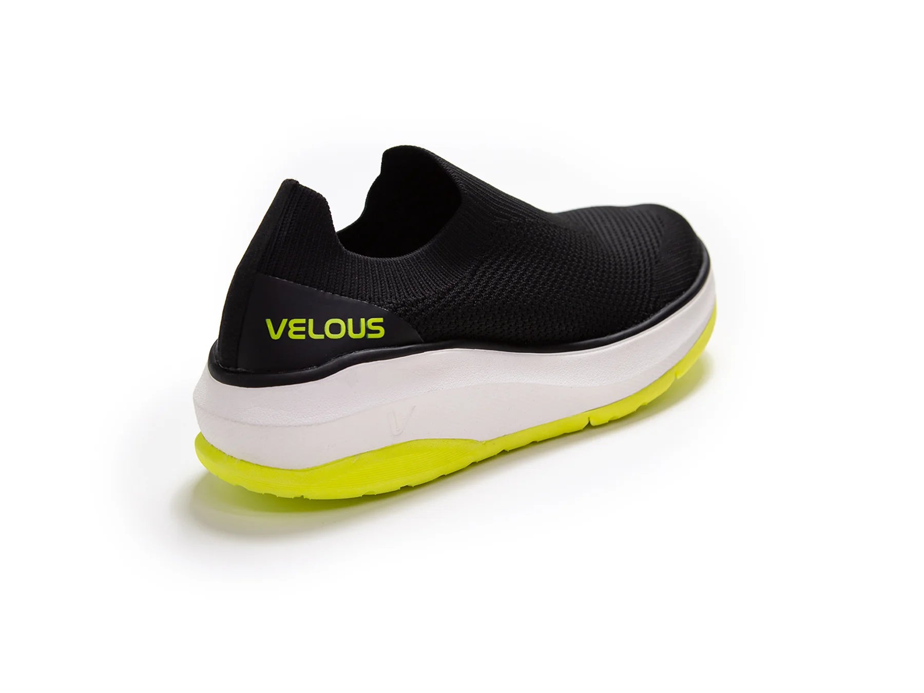 VELOUS Vernonia Easy-On Sneaker