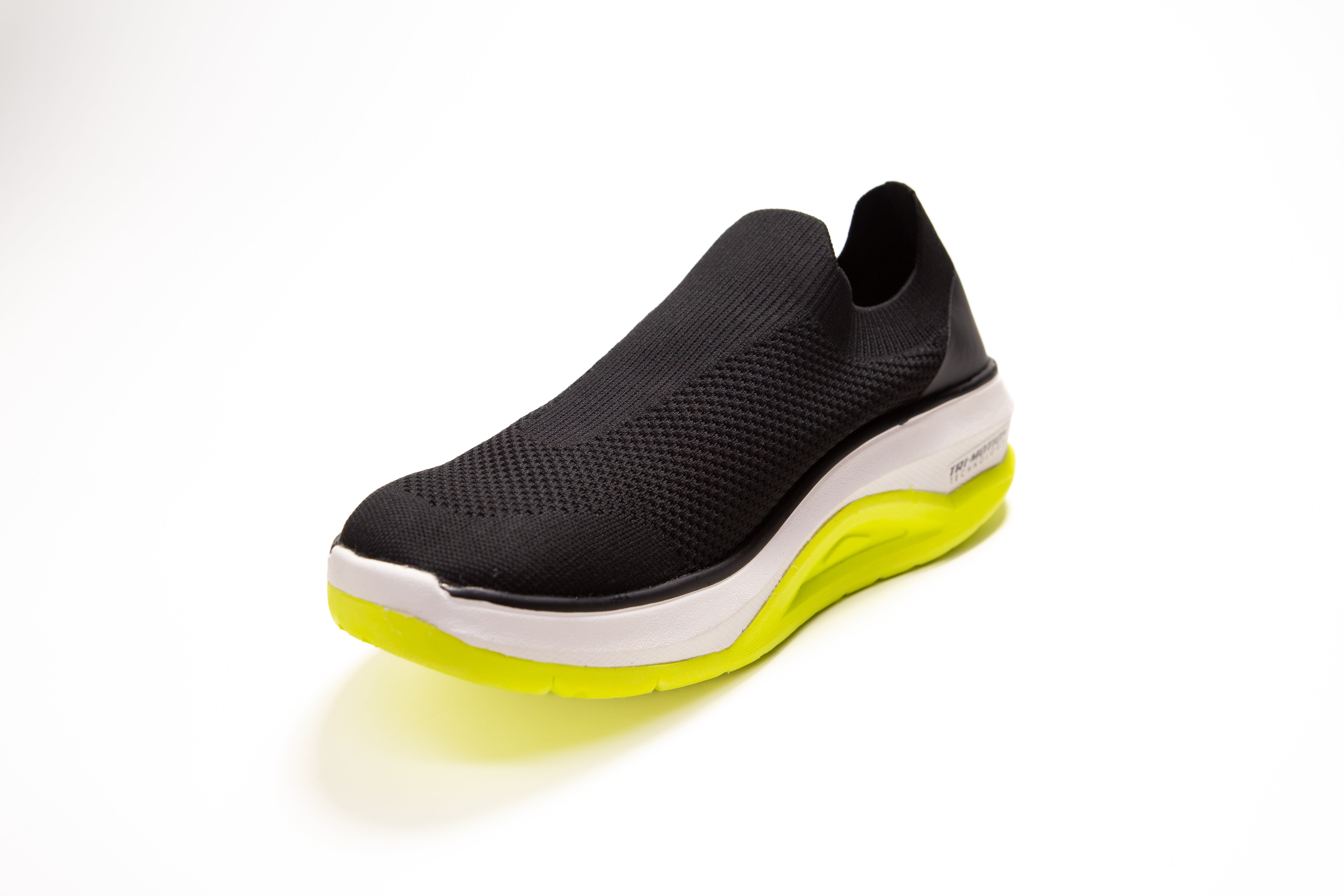 VELOUS Vernonia Easy-On Sneaker