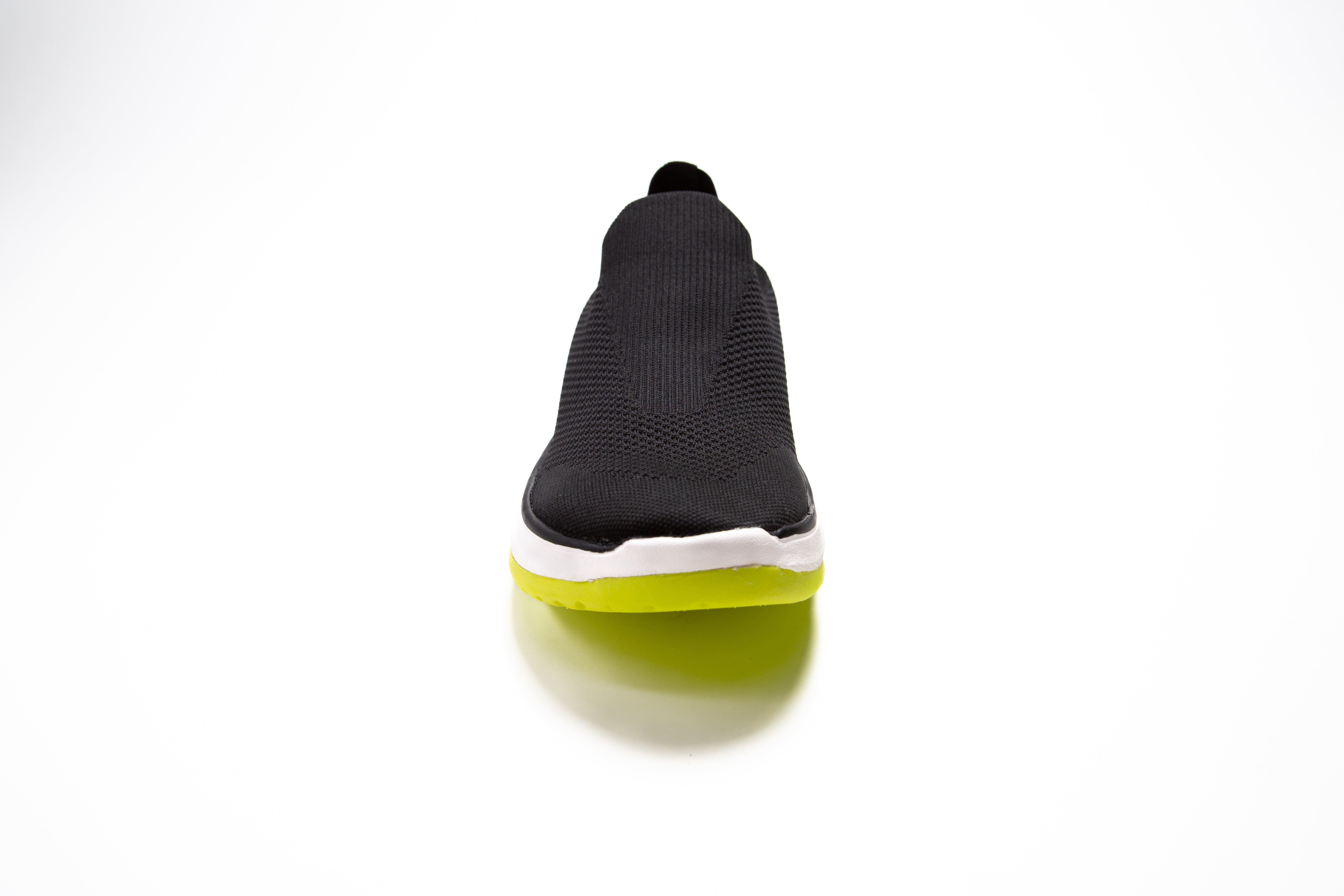 VELOUS Vernonia Easy-On Sneaker