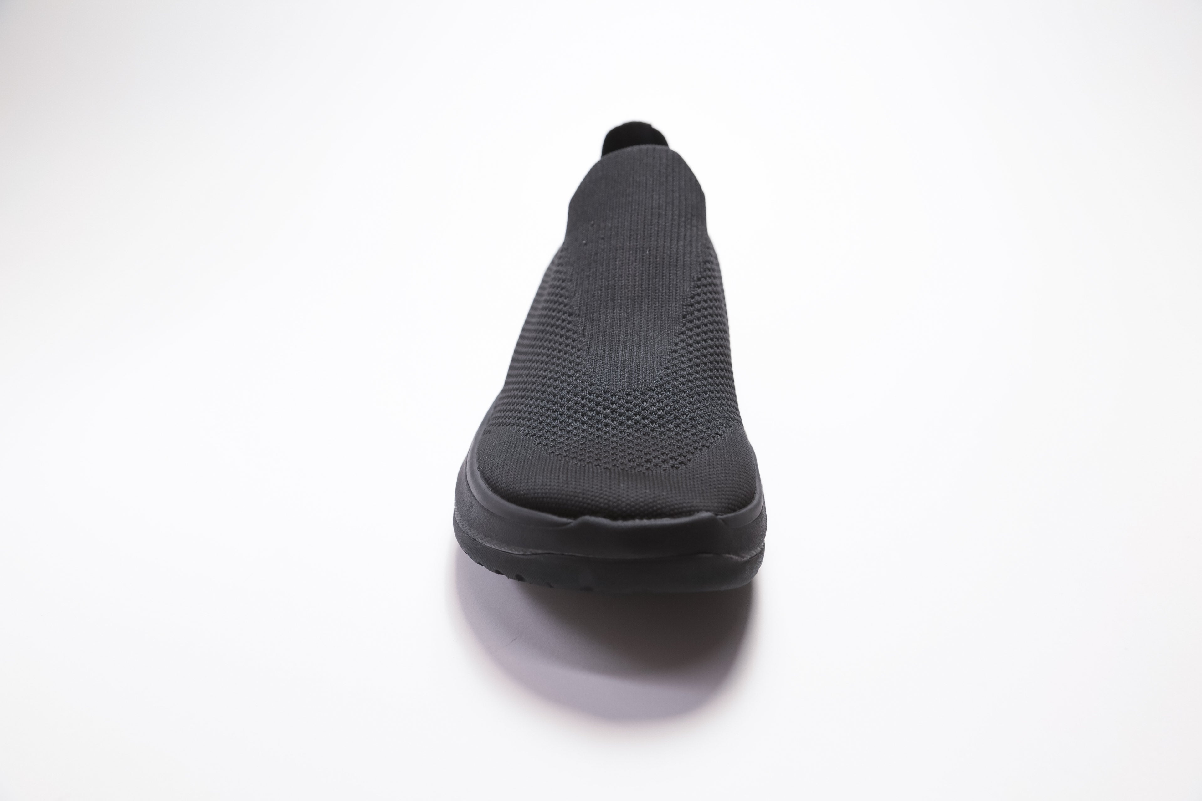 VELOUS Vernonia Easy-On Sneaker