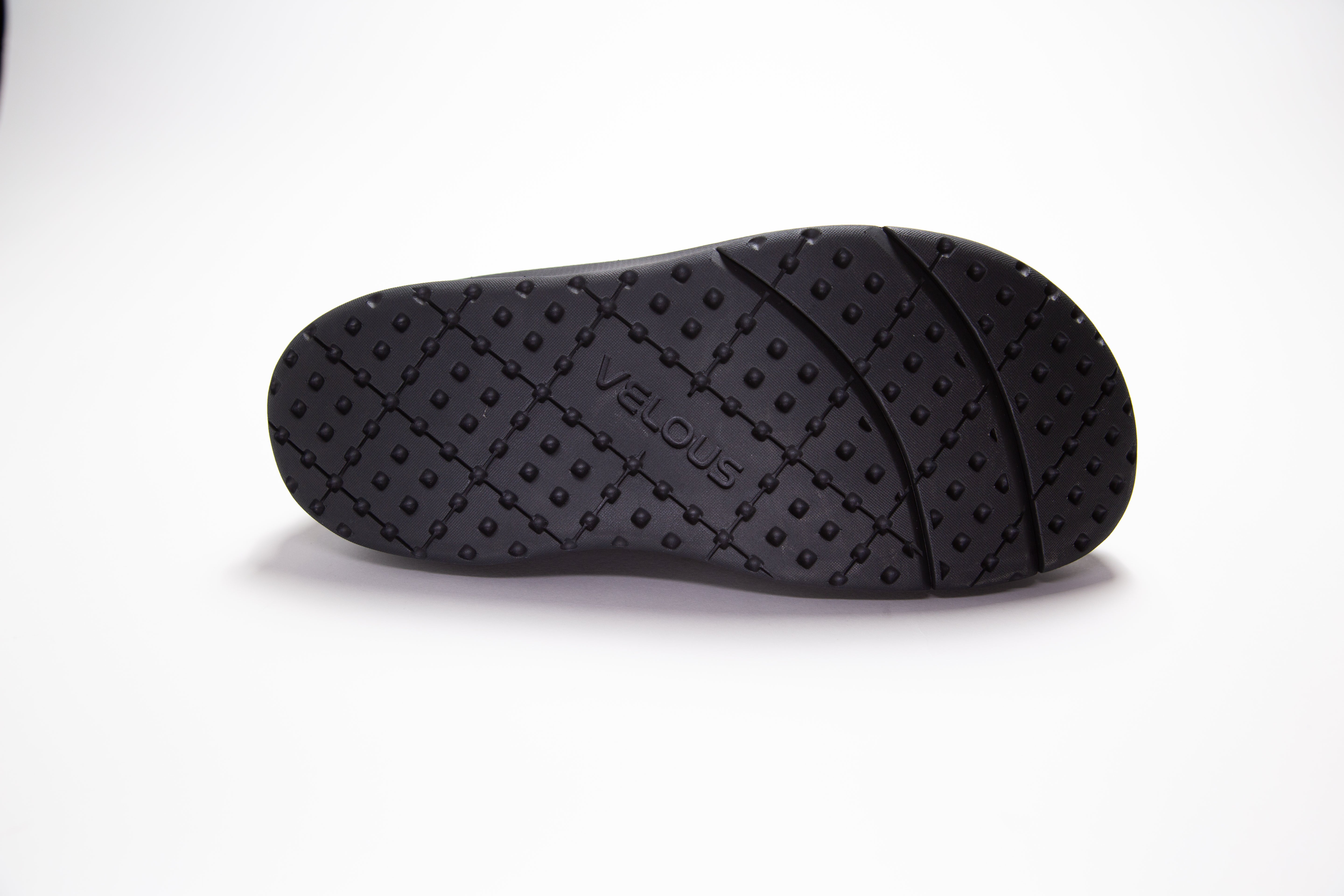 VELOUS Vernonia Easy-On Sneaker