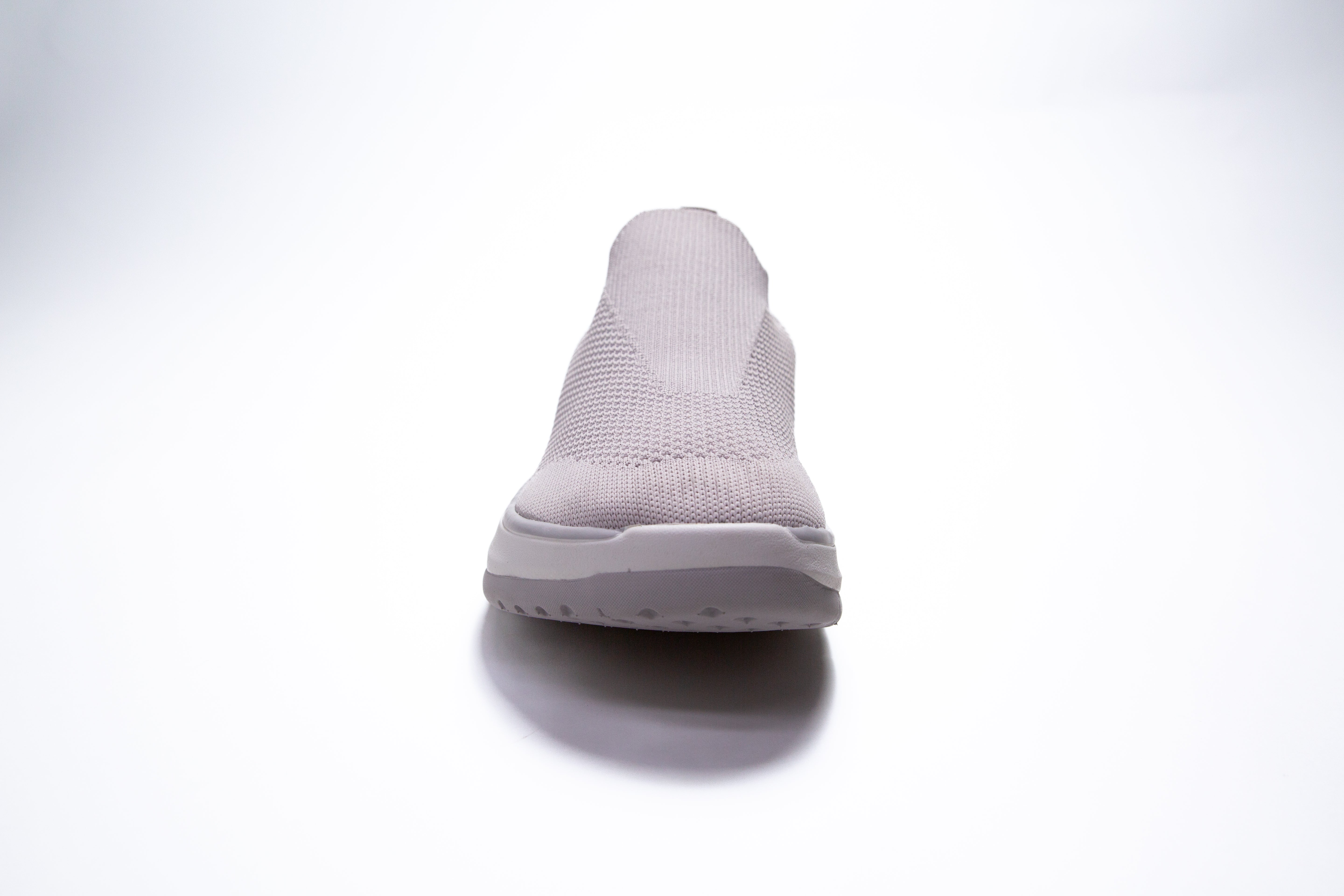 VELOUS Vernonia Easy-On Sneaker